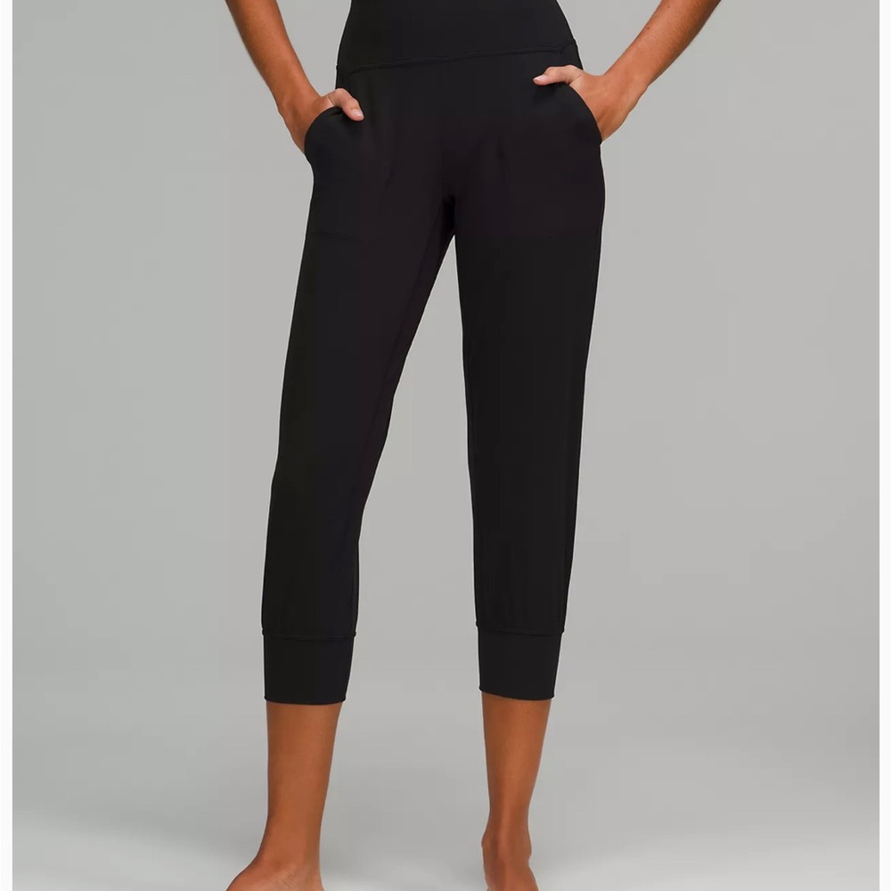 Lululemon align cropped joggers